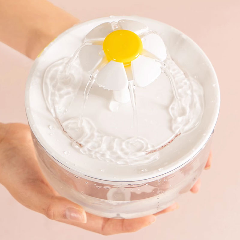 Anti-Dry-Burn Automatic Pet Water Fountain: Flowing Water Circulation & Multi-Layer Filtration