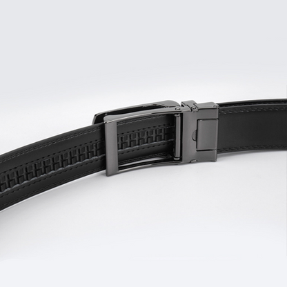 VintageCraft Cowhide Belt – Traditional Buckle & Premium Leather